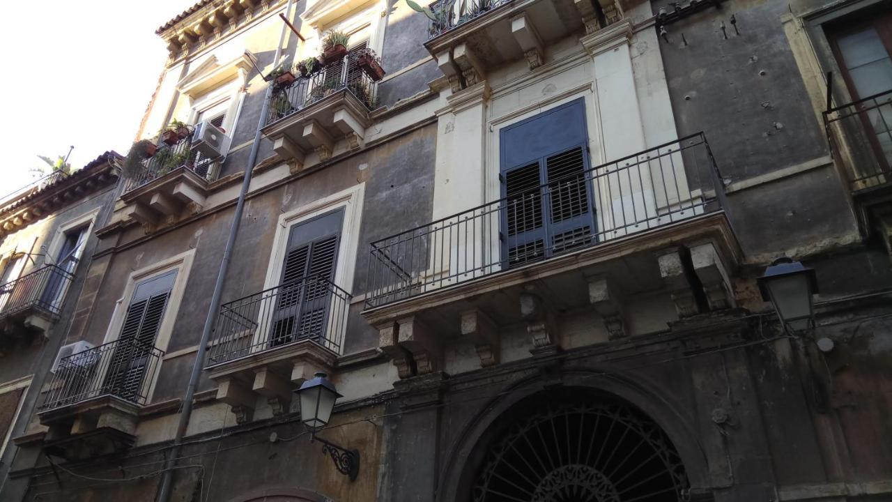 Casa Giuseppe Acomodação com café da manhã Catânia Exterior foto